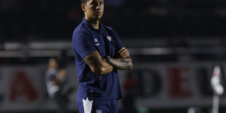 São Paulo F.C. – Carpini avalia triunfo sobre o Cobresal no MorumBIS São Paulo F.C. – Carpini avalia triunfo sobre o Cobresal no MorumBIS