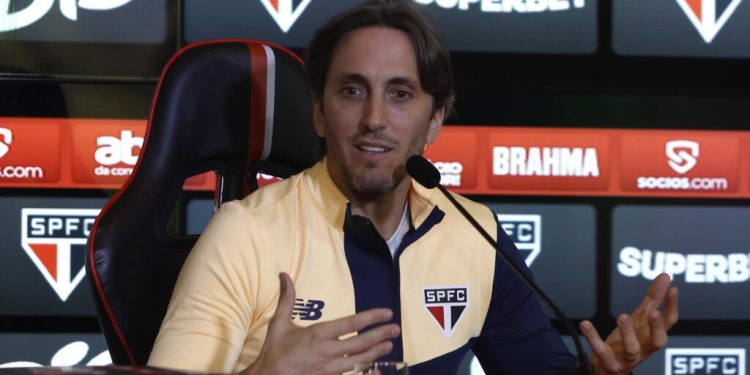 São Paulo F.C. – Luis Zubeldía: “Sempre tive a sensação que nos cruzaríamos, senti que meu destino podia estar aqui” São Paulo F.C. – Luis Zubeldía: “Sempre tive a sensação que nos cruzaríamos, senti que meu destino podia estar aqui”