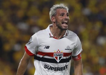 São Paulo F.C. – Eleito o melhor em campo contra o Barcelona (EQU) pela CONMEBOL, Calleri enaltece o trabalho da equipe