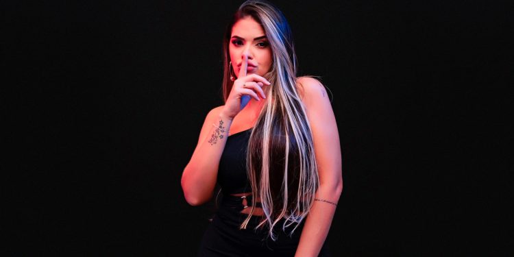 Tata Bonela será entrevistada nesta sexta-feira, 12, no Cast Folha Nobre.