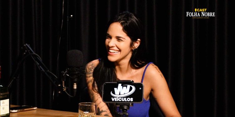 Cantora Tata Bonela conta tudo no Cast Folha Nobre