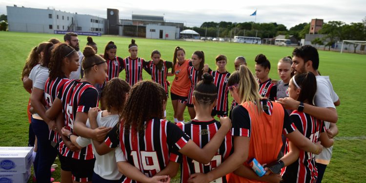 São Paulo F.C. – Base feminina goleia o Rio Branco na Paulista Cup Sub-17 São Paulo F.C. – Base feminina goleia o Rio Branco na Paulista Cup Sub-17