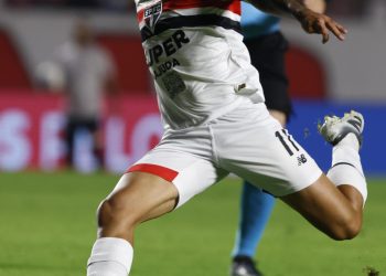 São Paulo F.C. – Nestor valoriza o apoio da torcida que compareceu no MorumBIS nesta segunda-feira