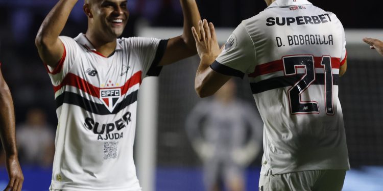 São Paulo F.C. – No MorumBIS, São Paulo vira o placar e vence o Fluminense pelo Brasileirão 