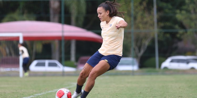 São Paulo F.C. – Em Cotia, São Paulo encerra preparação para o Choque-Rainha São Paulo F.C. – Em Cotia, São Paulo encerra preparação para o Choque-Rainha