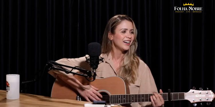 Angélica Kerr, canta e encanta no Cast Folha Nobre Angélica Kerr, canta e encanta no Cast Folha Nobre
