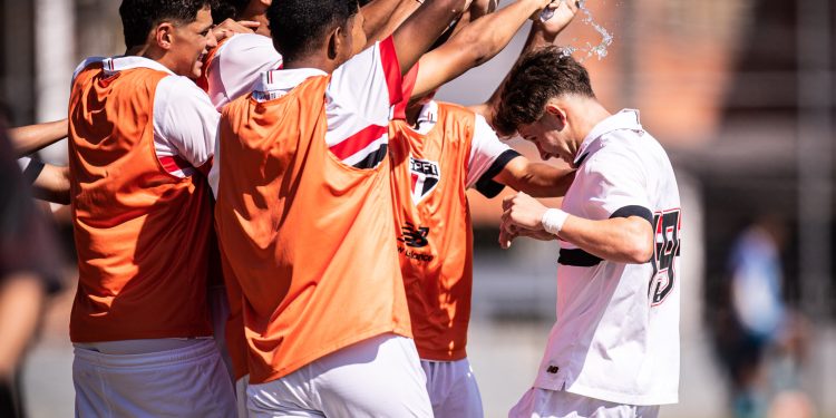 São Paulo F.C. – Sub-17 goleia pelo Campeonato Paulista; Sub-15 empata