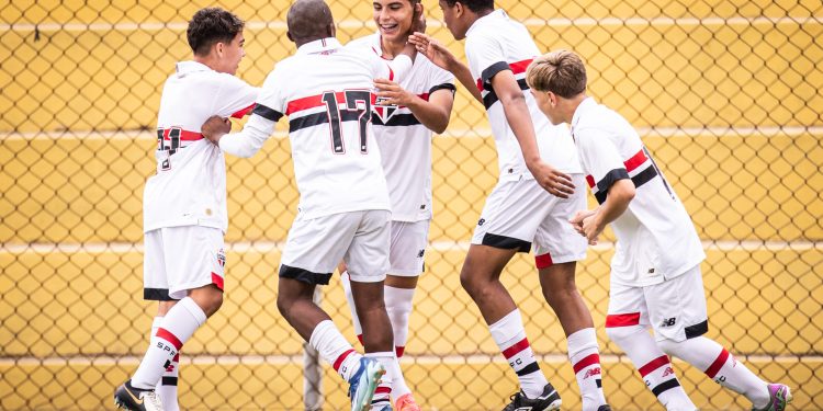 São Paulo F.C. – Sub-13 e Sub-14 estreiam no Paulista com vitória