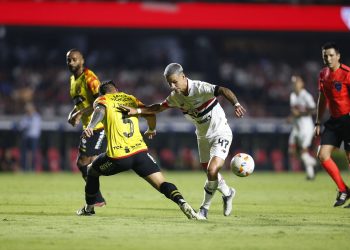 São Paulo F.C. – Ferreira enaltece o comando de Zubeldía e foca no primeiro lugar do grupo na CONMEBOL Libertadores 