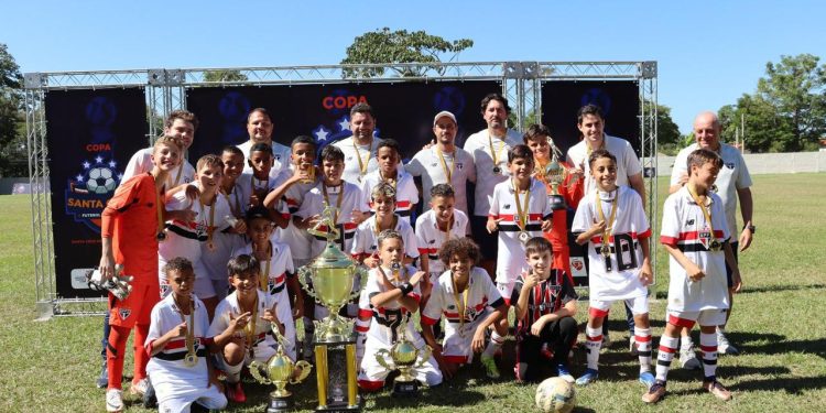 São Paulo F.C. – Sub-11 leva o título da Copa Santa Cruz da Conceição
