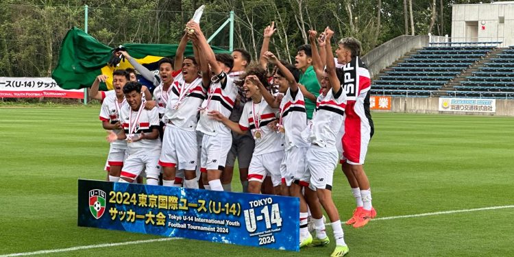 São Paulo F.C. – Sub-14 é campeão no Japão São Paulo F.C. – Sub-14 é campeão no Japão