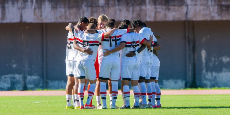 São Paulo F.C. – Em Salvador, Sub-20 é superado pelo Campeonato Brasileiro São Paulo F.C. – Em Salvador, Sub-20 é superado pelo Campeonato Brasileiro
