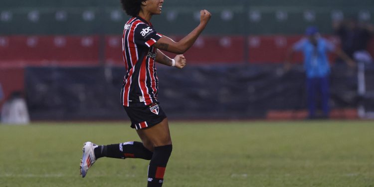 São Paulo F.C. – São Paulo goleia o Santos no Brasileiro Feminino São Paulo F.C. – São Paulo goleia o Santos no Brasileiro Feminino