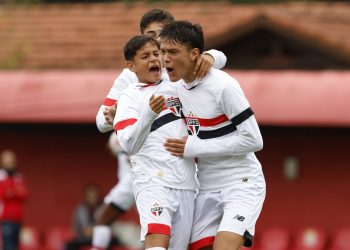 São Paulo F.C. – Sub-13 e Sub-14 goleiam pelo Campeonato Paulista