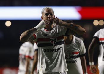 São Paulo F.C. – Autor do segundo gol da partida, Luciano valoriza triunfo em casa