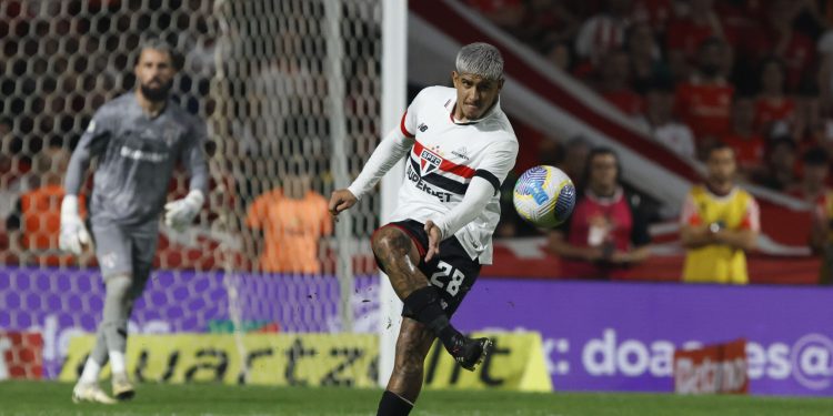 São Paulo F.C. – Fora de casa, São Paulo empata com o Internacional pelo Brasileirão São Paulo F.C. – Fora de casa, São Paulo empata com o Internacional pelo Brasileirão