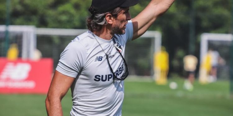 São Paulo F.C. – Tricolor finaliza preparação para receber o Bahia São Paulo F.C. – Tricolor finaliza preparação para receber o Bahia