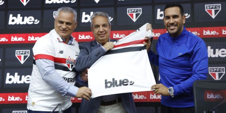 São Paulo F.C. – Blue Saúde é apresentada como nova patrocinadora do São Paulo São Paulo F.C. – Blue Saúde é apresentada como nova patrocinadora do São Paulo