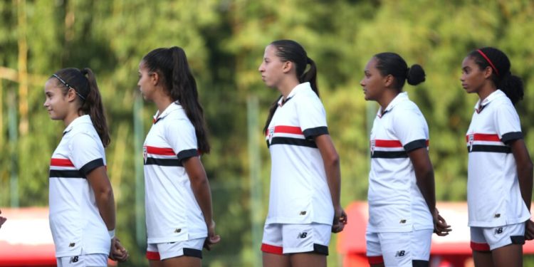 São Paulo F.C. – Equipes de base feminina finalizam preparação para jogos neste domingo São Paulo F.C. – Equipes de base feminina finalizam preparação para jogos neste domingo