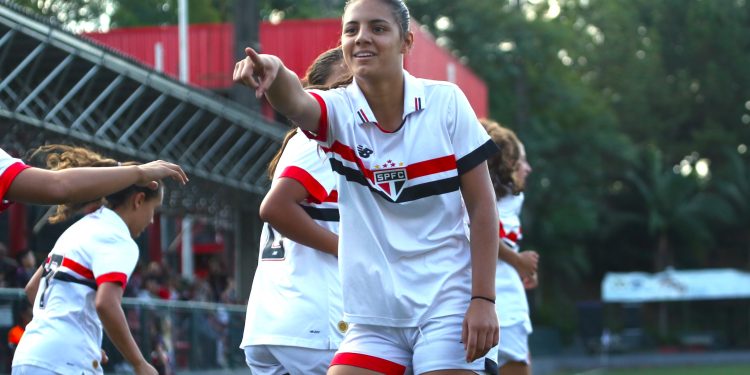 São Paulo F.C. – São Paulo goleia a Portuguesa no Paulista Feminino Sub-15