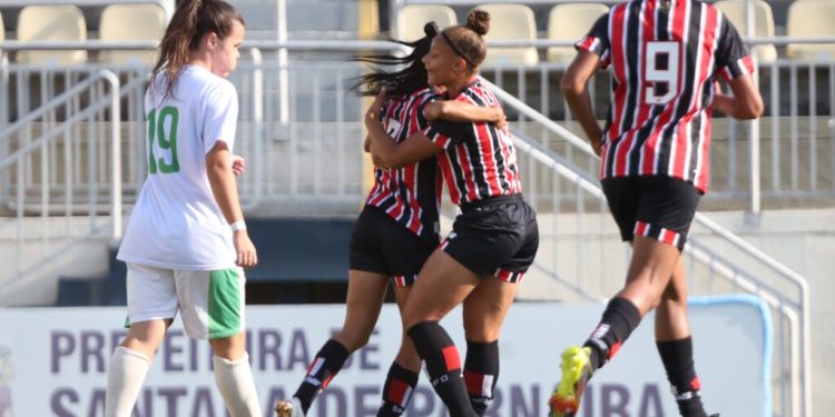 São Paulo F.C. – São Paulo vence o Mauaense no Paulista Feminino Sub-20 São Paulo F.C. – São Paulo vence o Mauaense no Paulista Feminino Sub-20