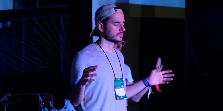 Filipe Rozique será entrevistado nesta segunda-feira, 17, no Cast Folha Nobre Filipe Rozique será entrevistado nesta segunda-feira, 17, no Cast Folha Nobre