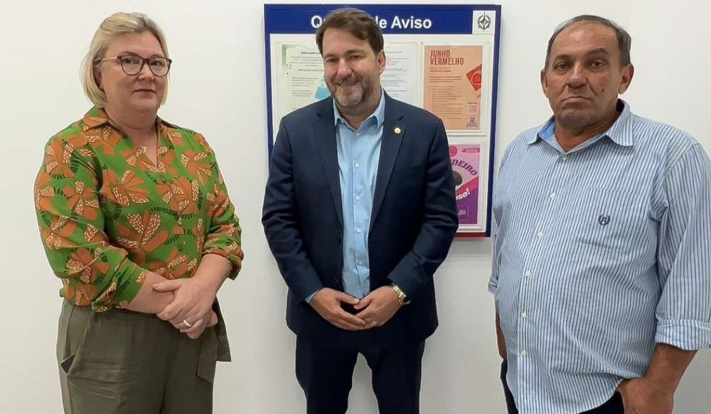 Deputado Alex Redano busca junto ao DER recurso para Guajará-Mirim Deputado Alex Redano busca junto ao DER recurso para Guajará-Mirim