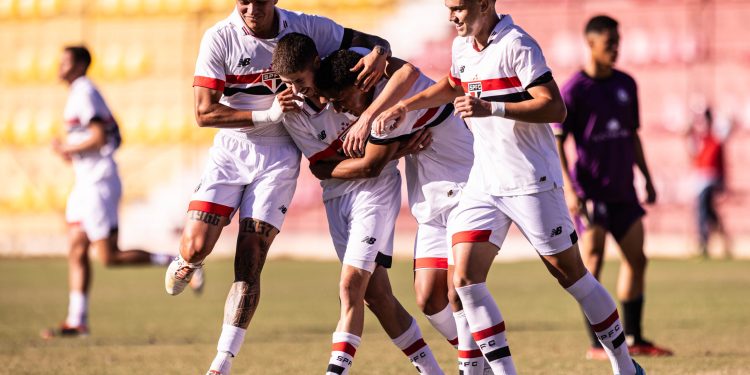 São Paulo F.C. – Sub-20 goleia Clube Vital pelo Campeonato Paulista