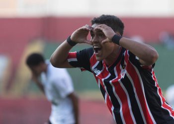 São Paulo F.C. – No Canindé, Sub-20 vence Majestoso de virada pelo Brasileiro