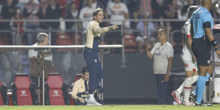 São Paulo F.C. – Zubeldía celebra vitória e já projeta jogo com o Bahia