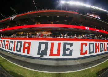 São Paulo F.C. – Pelo Brasileirão, São Paulo recebe o Grêmio no MorumBIS