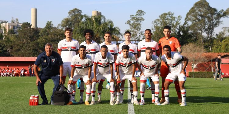 São Paulo F.C. – Em Cotia, São Paulo empata com o América-MG pelo Brasileiro São Paulo F.C. – Em Cotia, São Paulo empata com o América-MG pelo Brasileiro