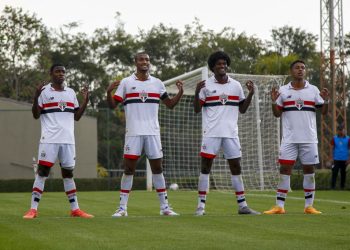 São Paulo F.C. – Em Cotia, São Paulo enfrenta o América-MG pelo Campeonato Brasileiro Sub-20