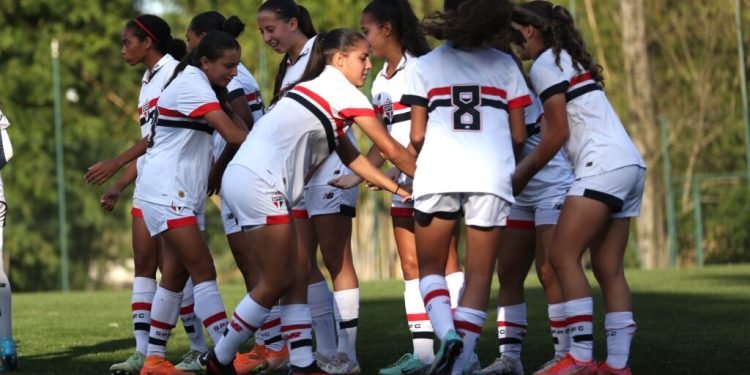 São Paulo F.C. – São Paulo inicia disputa por vaga na final do Paulista Feminino Sub-15