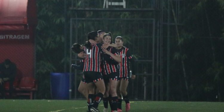 São Paulo F.C. – Base feminina goleia o São José no Paulista Sub-17