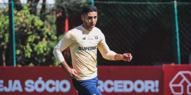 São Paulo F.C. – Elenco abre preparação para enfrentar o Fortaleza