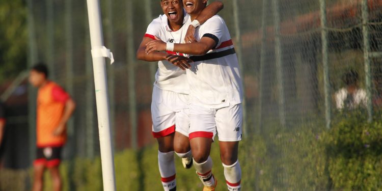 São Paulo F.C. – Em Cotia, Sub-20 goleia o Atlético-GO pelo Campeonato Brasileiro São Paulo F.C. – Em Cotia, Sub-20 goleia o Atlético-GO pelo Campeonato Brasileiro