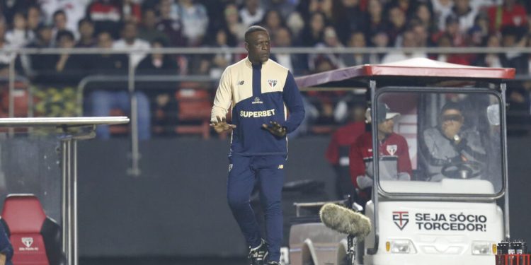 São Paulo F.C. – Gruezo valoriza trabalho e analisa vitória no MorumBIS São Paulo F.C. – Gruezo valoriza trabalho e analisa vitória no MorumBIS