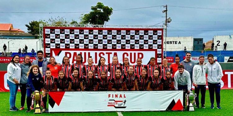 São Paulo F.C. – São Paulo vence o PSG Academy e conquista o título da Paulista Cup Sub-17 São Paulo F.C. – São Paulo vence o PSG Academy e conquista o título da Paulista Cup Sub-17