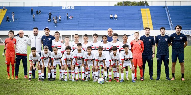 São Paulo F.C. – Sub-11 vence Flamengo e vai à final da Leme Cup São Paulo F.C. – Sub-11 vence Flamengo e vai à final da Leme Cup