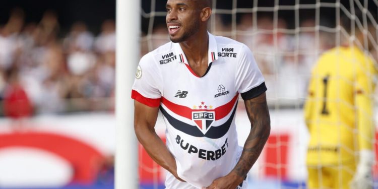 São Paulo F.C. – André Silva comemora gol e destaca força do elenco São Paulo F.C. – André Silva comemora gol e destaca força do elenco