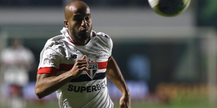 São Paulo F.C. – Lucas destaca força e foco para classificação São Paulo F.C. – Lucas destaca força e foco para classificação