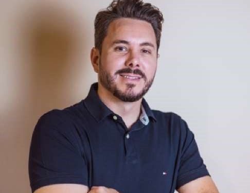 Dor em amor: Alan Barros fala sobre suicídio de forma única