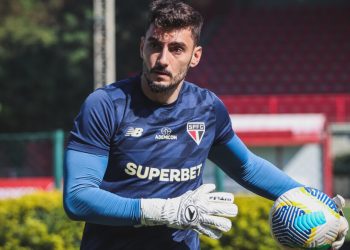 São Paulo F.C. – Com a visita de Aloísio Chulapa, Tricolor encerra preparação para o duelo com o Flamengo