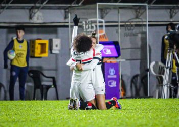 São Paulo F.C. – Aline comemora vitória de virada e convoca a torcida para o jogo de volta
