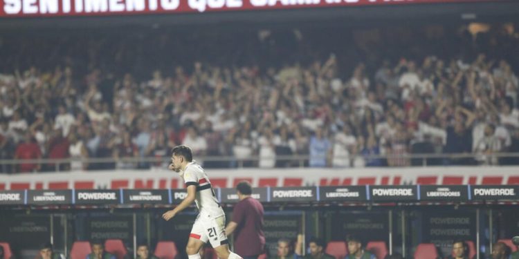 São Paulo F.C. – Bobadilla destaca performance e seus companheiros