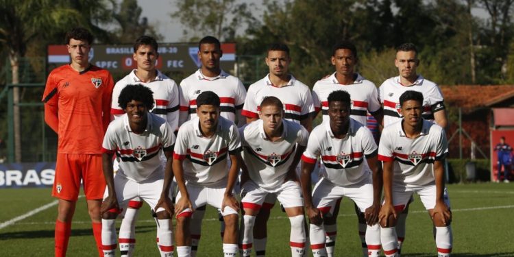 São Paulo F.C. – Sub-20 encerra Brasileiro com vitória diante do Fluminense São Paulo F.C. – Sub-20 encerra Brasileiro com vitória diante do Fluminense