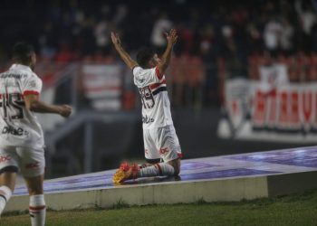 São Paulo F.C. – São Paulo supera o Vitória em casa pelo Brasileiro