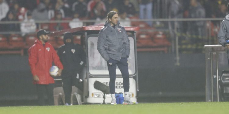 São Paulo F.C. – Zubeldía enaltece estrutura do time mesmo com mudanças