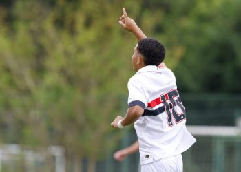 São Paulo F.C. – Sub-17 vence a Ponte Preta pelo Paulista e segue líder geral